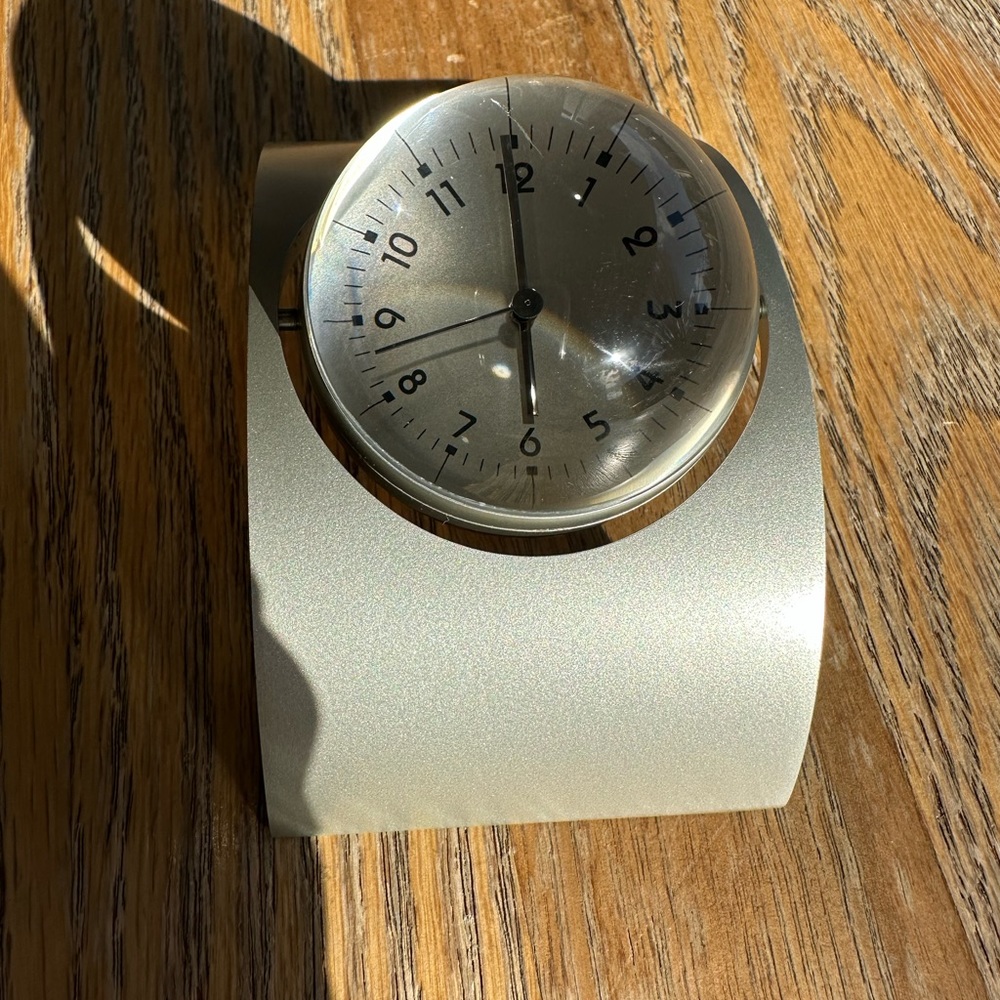 HBO & MAX Clock And Picture Holder In Arch Stand For Desk Top